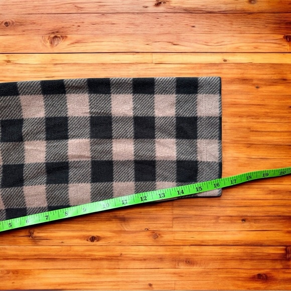 VICTORIA’S SECRET PINK Flannel Pajama Top - Size M - Picture 10 of 16